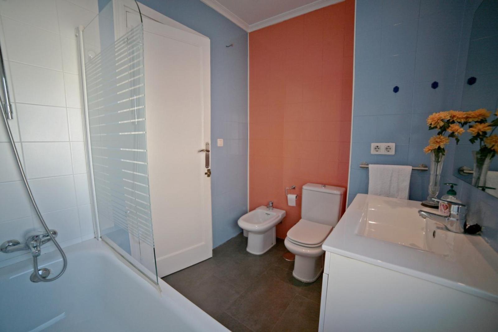 Apartamentos Bahia Alicante Bagian luar foto