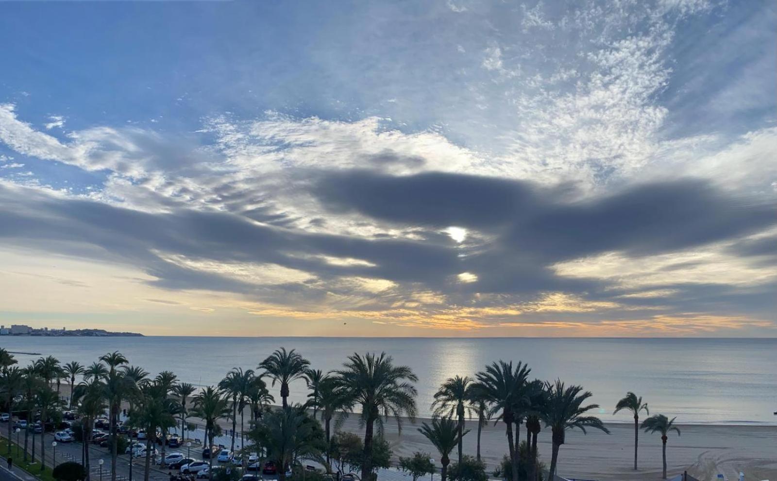 Apartamentos Bahia Alicante Bagian luar foto