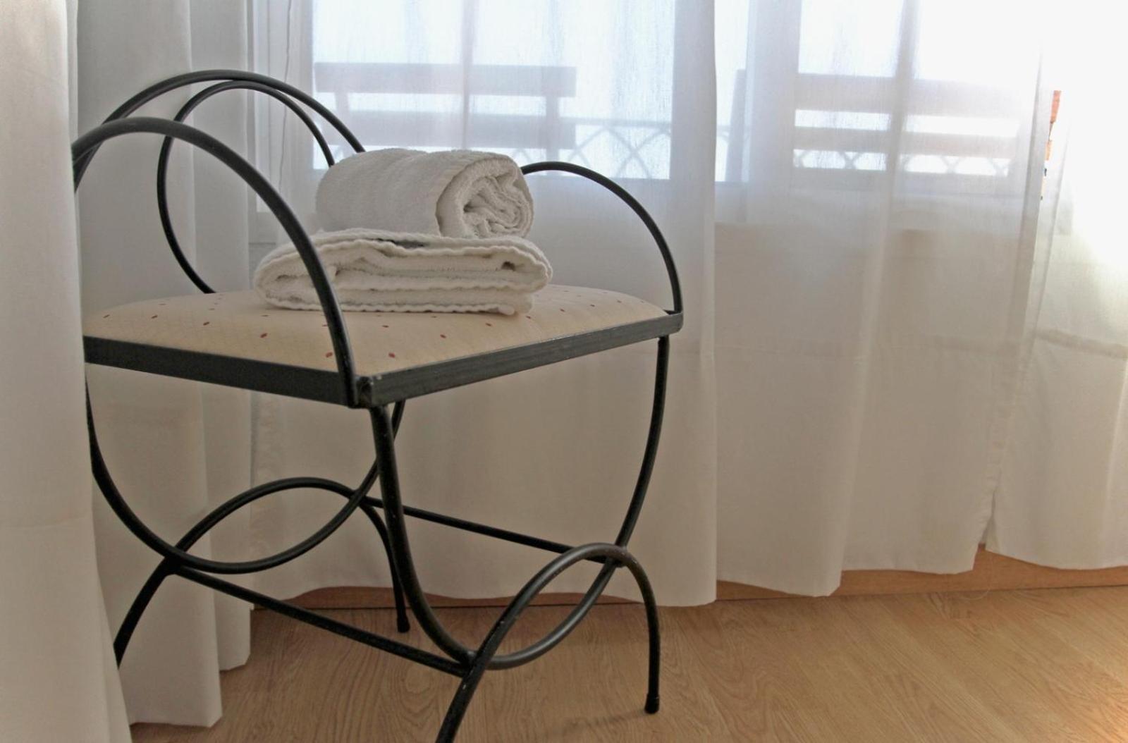 Apartamentos Bahia Alicante Bagian luar foto