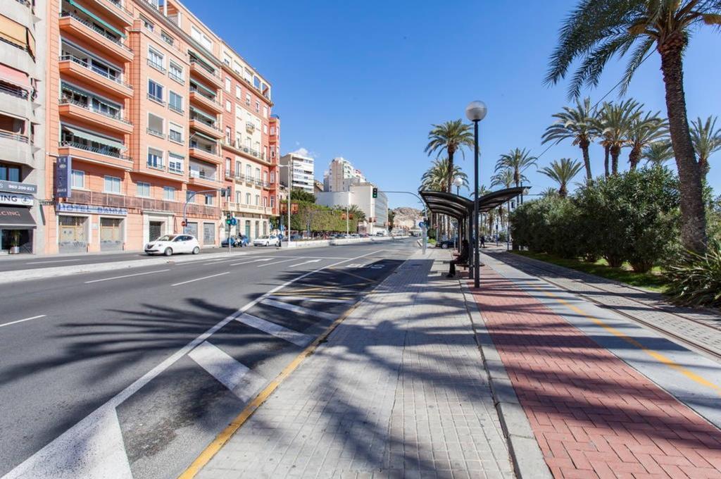 Apartamentos Bahia Alicante Bagian luar foto